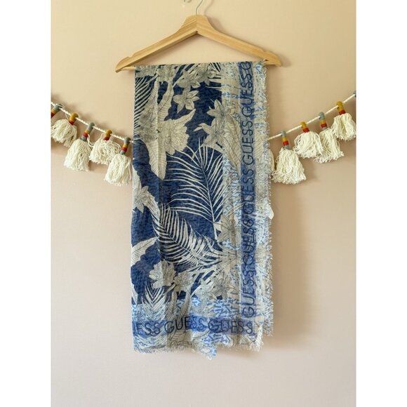 Guess NWT Modal Botanical Blue Floral Print Fringe Square Scarf Logo Tropical - Picture 2 of 9
